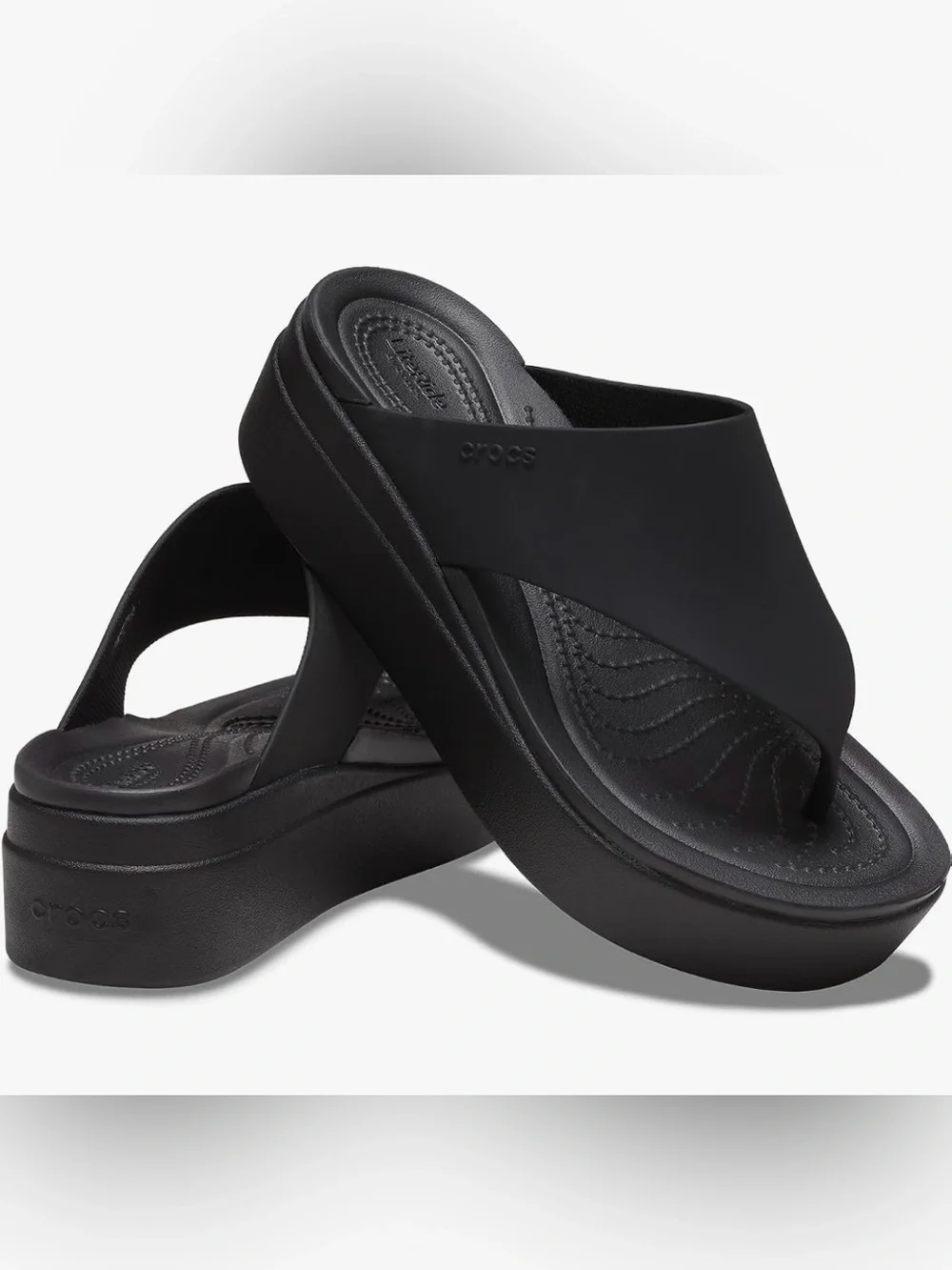 NWOT CROCS Brooklyn Black Platform Thong Sandals